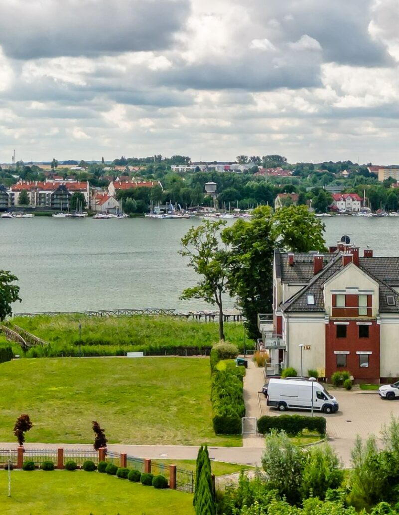 IN THE MIDDLE Ostróda 18